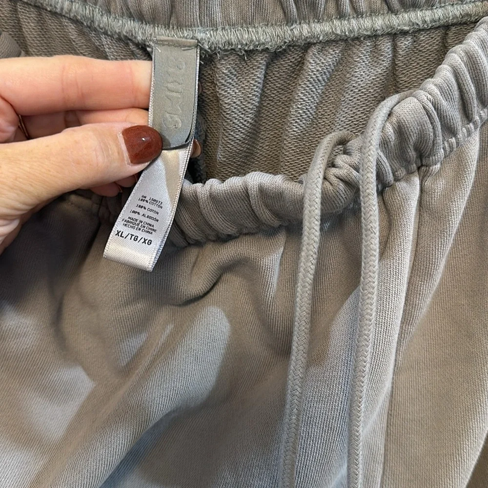 SKIMS grey lounge fleece jogger size xl
